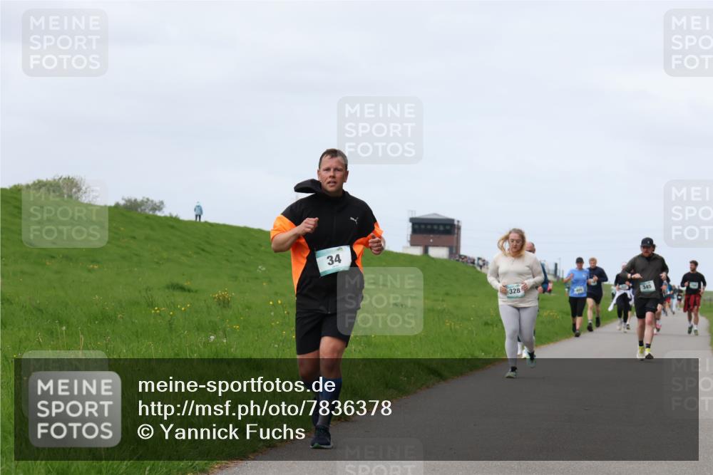 04.05.2025 - 8. Wedeler Halbmarathon Yannick Fuchs http://msf.ph/oto/7836378 04.05.2025 11:45:32 Laufen 34, 328, 345 meine-sportfotos.de