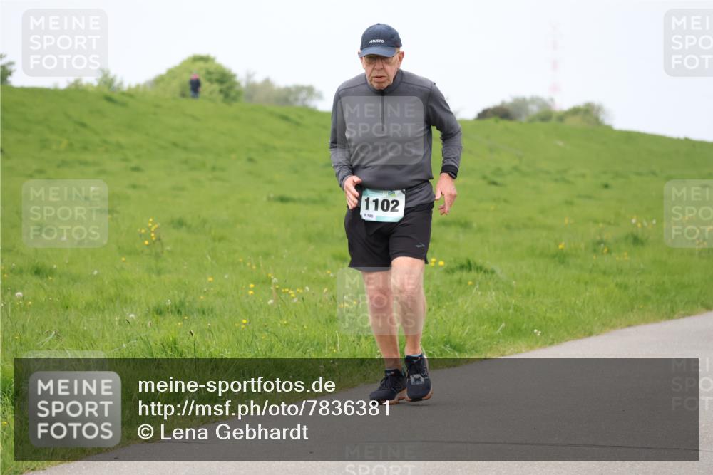 04.05.2025 - 8. Wedeler Halbmarathon Lena Gebhardt http://msf.ph/oto/7836381 04.05.2025 11:30:40 Laufen 1102, 8, 105 meine-sportfotos.de