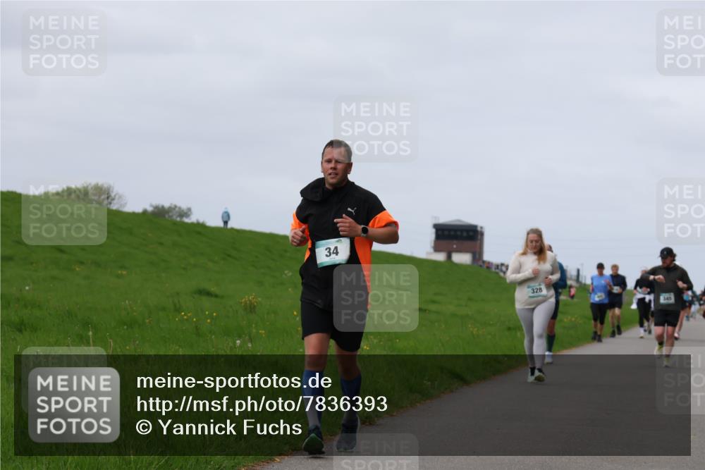 04.05.2025 - 8. Wedeler Halbmarathon Yannick Fuchs http://msf.ph/oto/7836393 04.05.2025 11:45:32 Laufen 34, 328, 345 meine-sportfotos.de