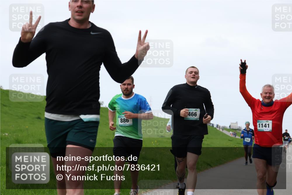 04.05.2025 - 8. Wedeler Halbmarathon Yannick Fuchs http://msf.ph/oto/7836421 04.05.2025 11:24:00 Laufen 886, 466, 164, 1141 meine-sportfotos.de