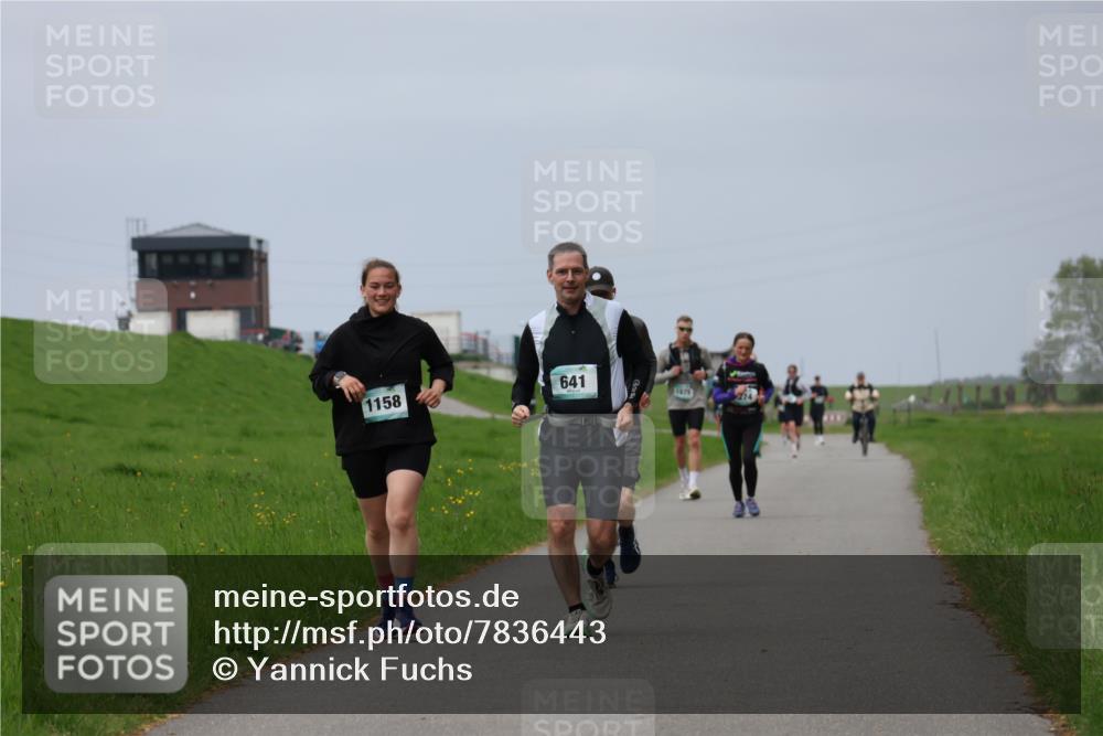 04.05.2025 - 8. Wedeler Halbmarathon Yannick Fuchs http://msf.ph/oto/7836443 04.05.2025 11:59:28 Laufen 641, 1158, 1979 meine-sportfotos.de