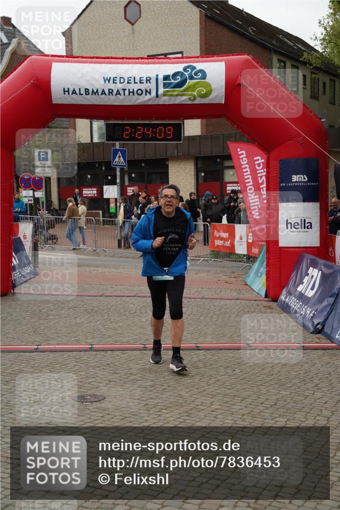 04.05.2025 - 8. Wedeler Halbmarathon Felixshl http://msf.ph/oto/7836453 04.05.2025 12:24:06 Ziel 239 meine-sportfotos.de