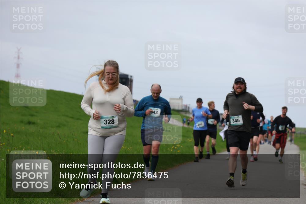04.05.2025 - 8. Wedeler Halbmarathon Yannick Fuchs http://msf.ph/oto/7836475 04.05.2025 11:45:35 Laufen 328, 943, 405, 345 meine-sportfotos.de
