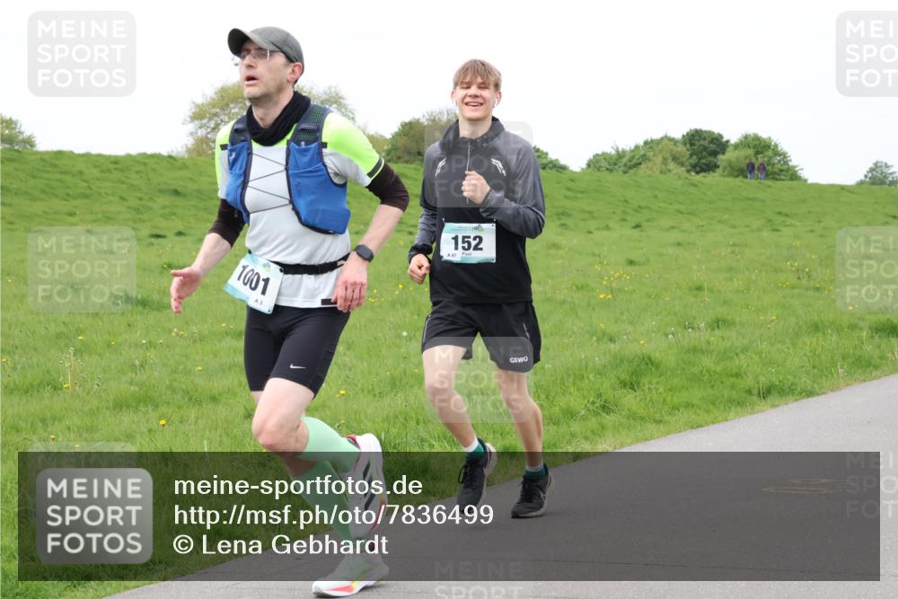 04.05.2025 - 8. Wedeler Halbmarathon Lena Gebhardt http://msf.ph/oto/7836499 04.05.2025 11:31:02 Laufen 1001, 3, 152, 87 meine-sportfotos.de