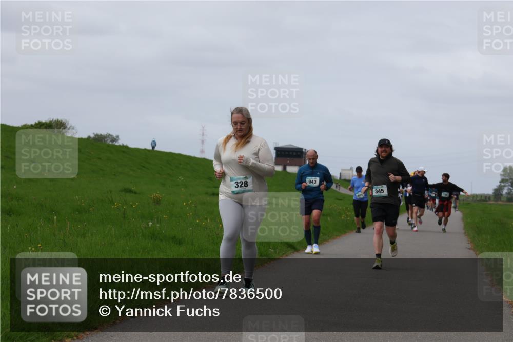 04.05.2025 - 8. Wedeler Halbmarathon Yannick Fuchs http://msf.ph/oto/7836500 04.05.2025 11:45:37 Laufen 328, 943, 345 meine-sportfotos.de