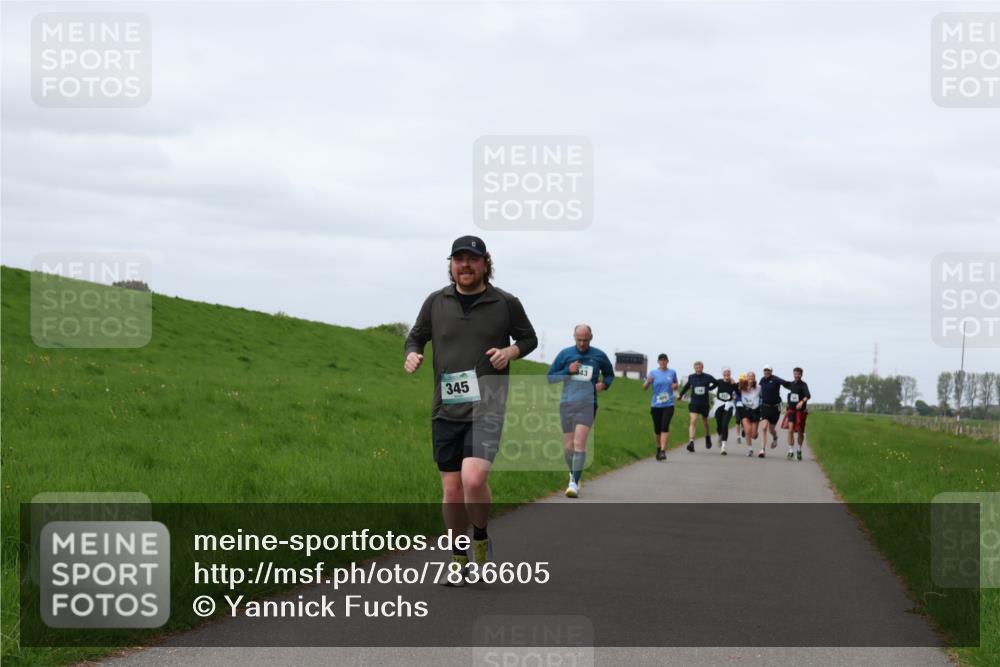 04.05.2025 - 8. Wedeler Halbmarathon Yannick Fuchs http://msf.ph/oto/7836605 04.05.2025 11:45:42 Laufen 43, 345 meine-sportfotos.de