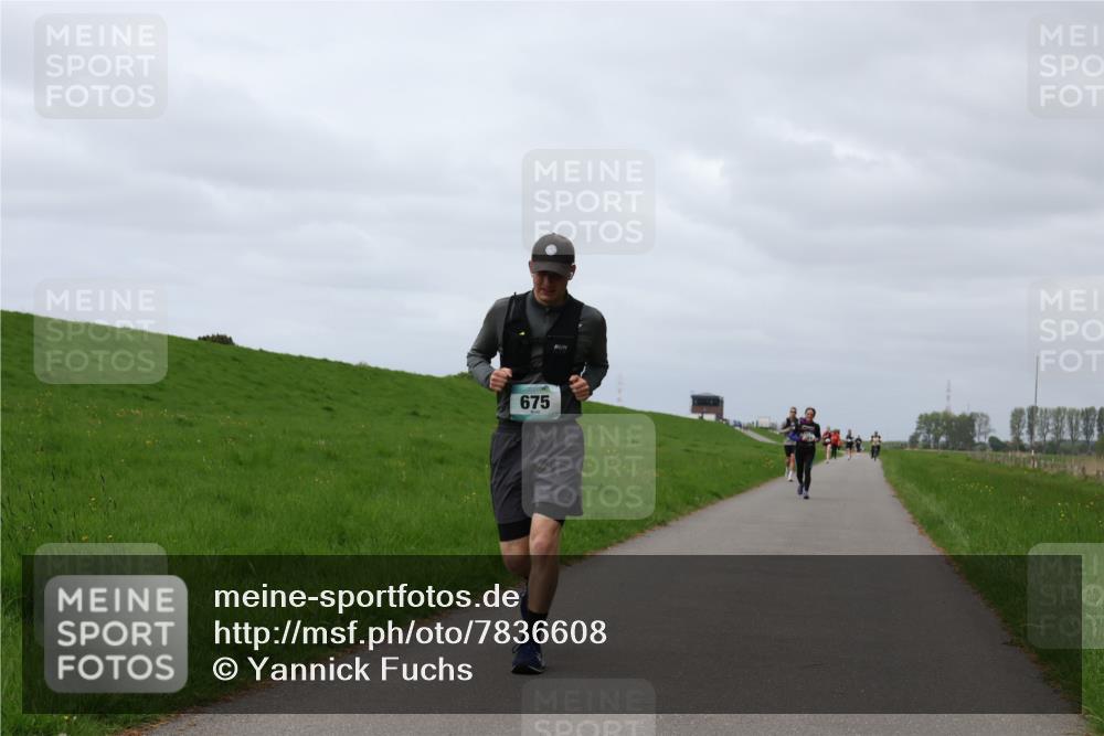 04.05.2025 - 8. Wedeler Halbmarathon Yannick Fuchs http://msf.ph/oto/7836608 04.05.2025 11:59:40 Laufen 675 meine-sportfotos.de