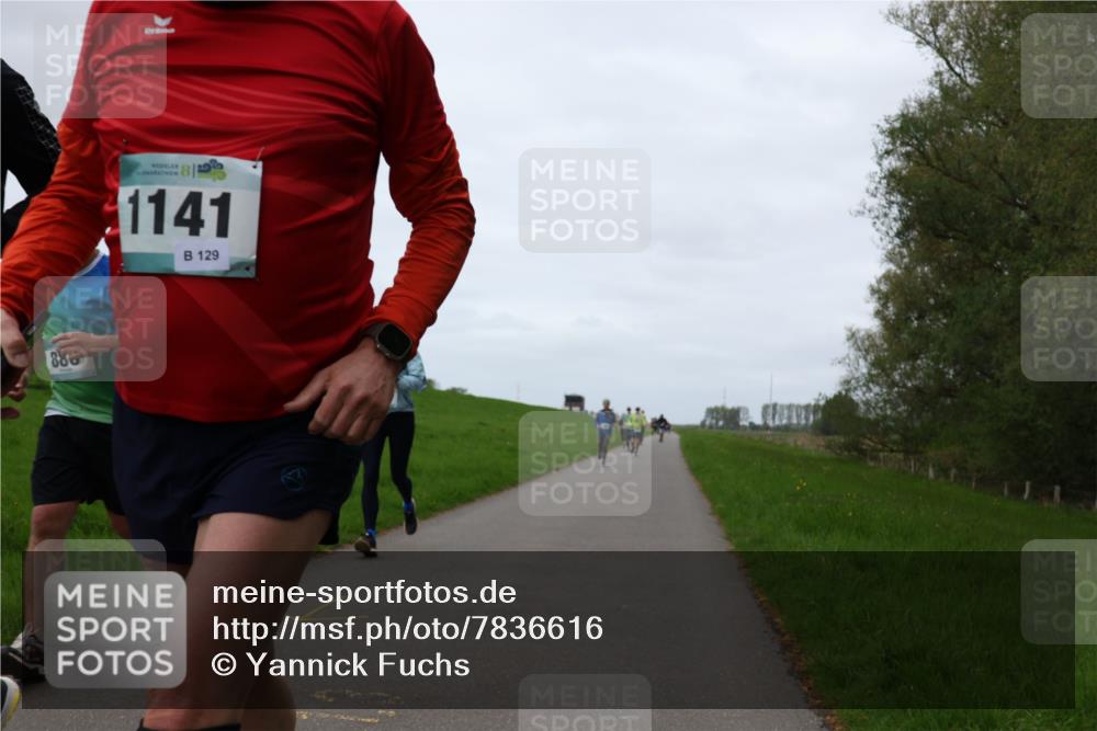 04.05.2025 - 8. Wedeler Halbmarathon Yannick Fuchs http://msf.ph/oto/7836616 04.05.2025 11:24:04 Laufen 888, 1141, 129 meine-sportfotos.de