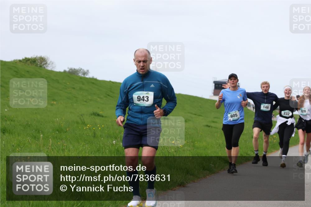 04.05.2025 - 8. Wedeler Halbmarathon Yannick Fuchs http://msf.ph/oto/7836631 04.05.2025 11:45:44 Laufen 943, 605, 148, 928, 232 meine-sportfotos.de