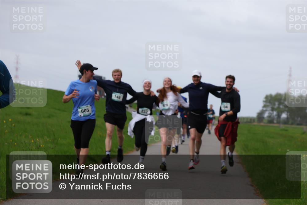 04.05.2025 - 8. Wedeler Halbmarathon Yannick Fuchs http://msf.ph/oto/7836666 04.05.2025 11:45:44 Laufen 605, 148, 232, 128, 104 meine-sportfotos.de