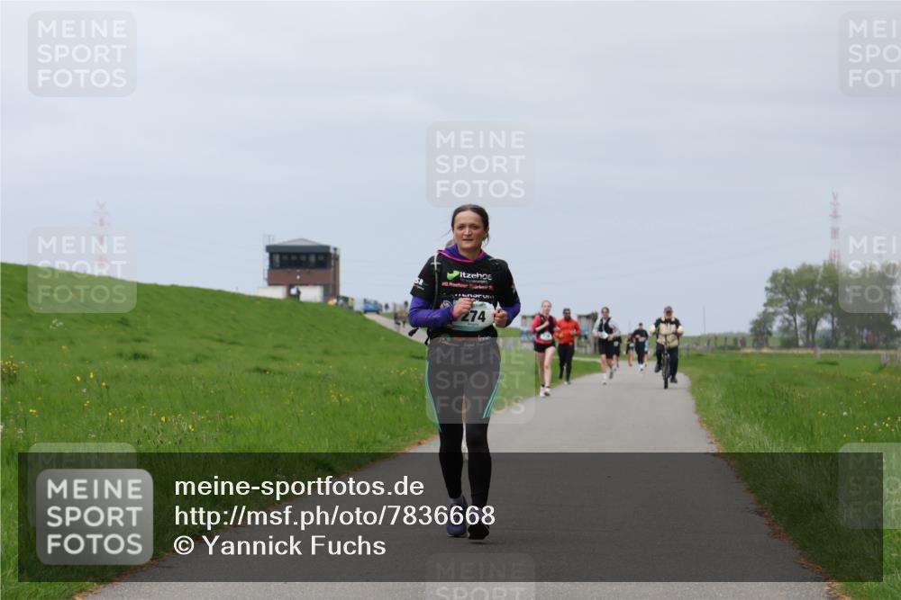 04.05.2025 - 8. Wedeler Halbmarathon Yannick Fuchs http://msf.ph/oto/7836668 04.05.2025 11:59:44 Laufen 20, 274 meine-sportfotos.de