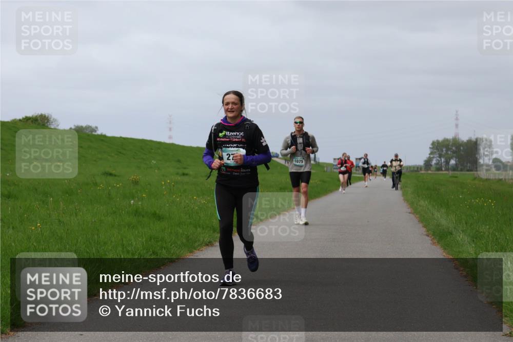 04.05.2025 - 8. Wedeler Halbmarathon Yannick Fuchs http://msf.ph/oto/7836683 04.05.2025 11:59:47 Laufen 22, 20, 27, 1075 meine-sportfotos.de