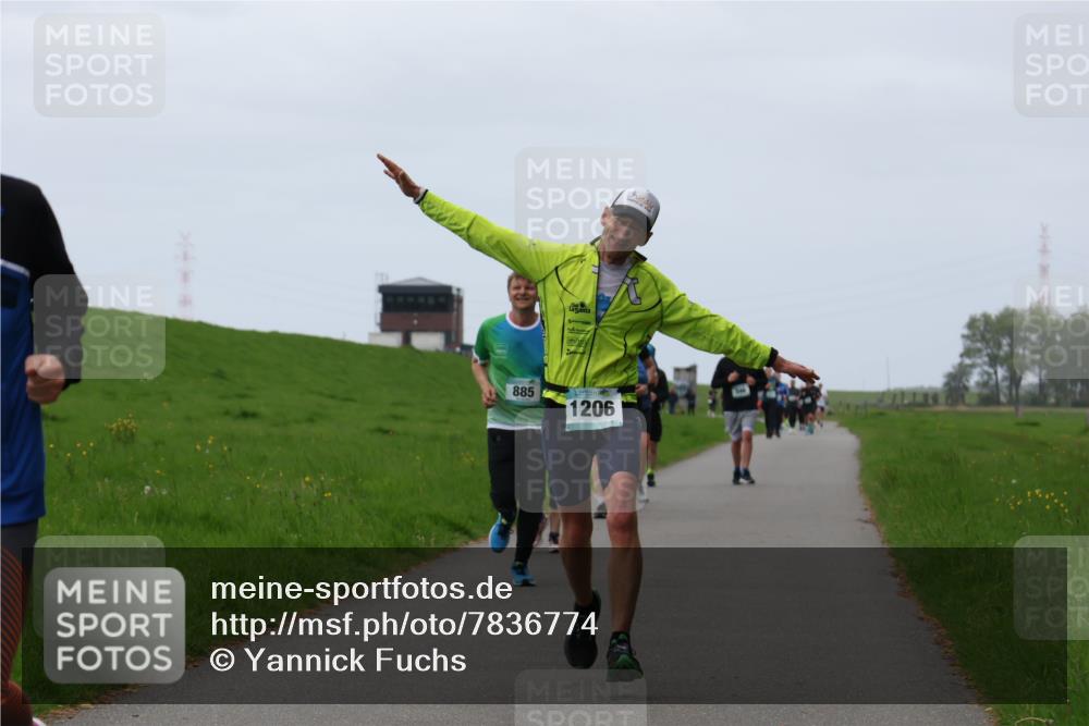 04.05.2025 - 8. Wedeler Halbmarathon Yannick Fuchs http://msf.ph/oto/7836774 04.05.2025 11:24:10 Laufen 885, 1206 meine-sportfotos.de