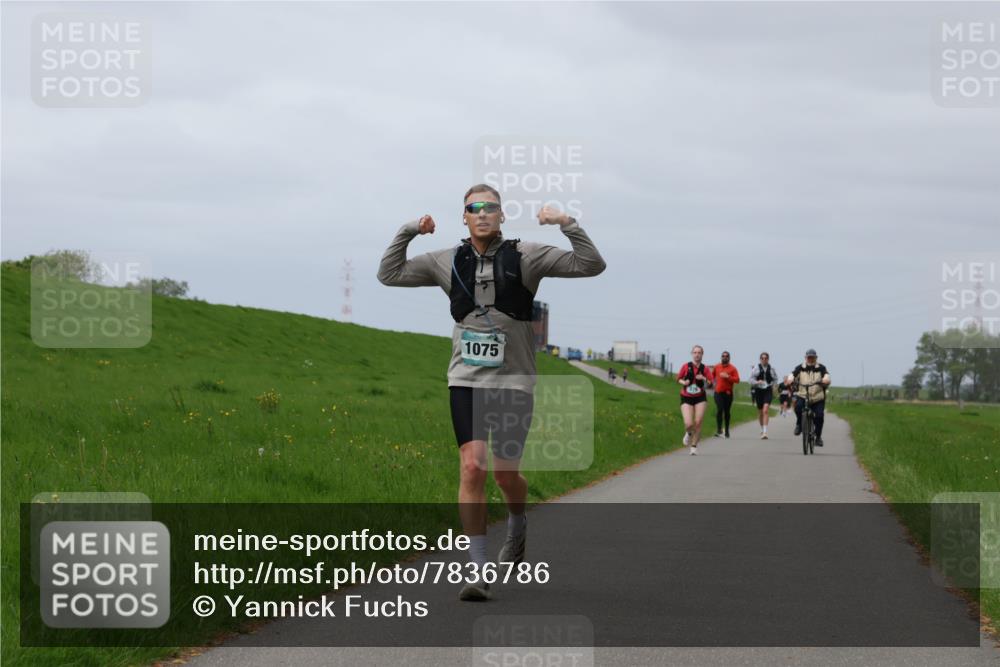 04.05.2025 - 8. Wedeler Halbmarathon Yannick Fuchs http://msf.ph/oto/7836786 04.05.2025 11:59:51 Laufen 1075 meine-sportfotos.de