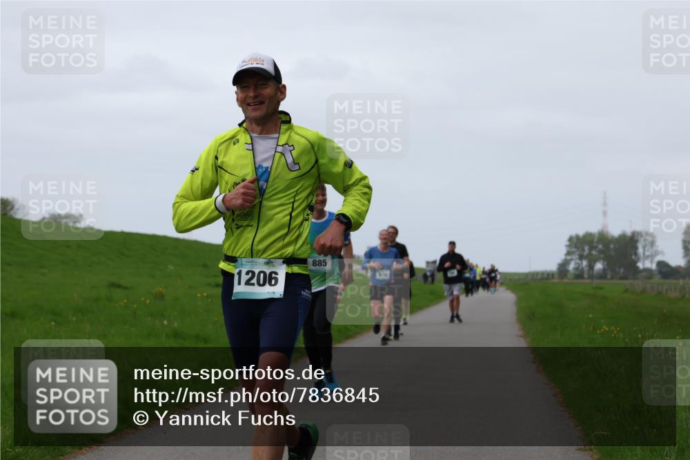 04.05.2025 - 8. Wedeler Halbmarathon Yannick Fuchs http://msf.ph/oto/7836845 04.05.2025 11:24:12 Laufen 1206, 885 meine-sportfotos.de