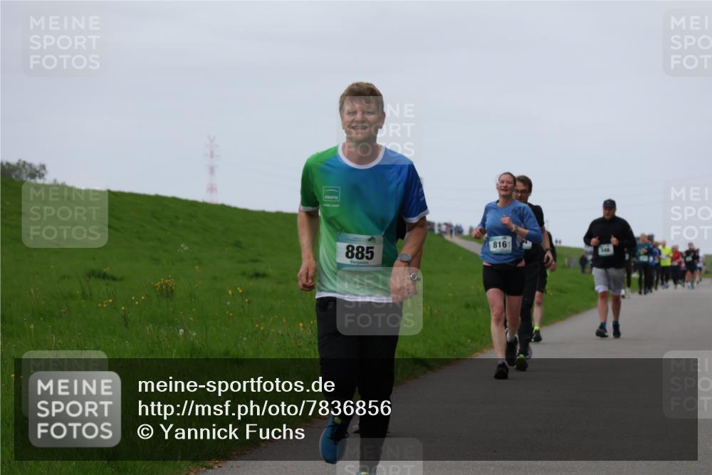 04.05.2025 - 8. Wedeler Halbmarathon Yannick Fuchs http://msf.ph/oto/7836856 04.05.2025 11:24:13 Laufen 885, 816 meine-sportfotos.de