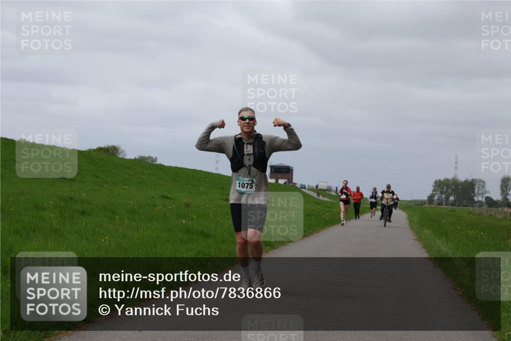 04.05.2025 - 8. Wedeler Halbmarathon Yannick Fuchs http://msf.ph/oto/7836866 04.05.2025 11:59:52 Laufen 1075 meine-sportfotos.de