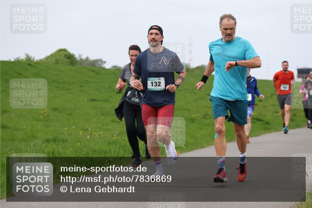 04.05.2025 - 8. Wedeler Halbmarathon Lena Gebhardt http://msf.ph/oto/7836869 04.05.2025 11:32:15 Laufen 92, 132, 302 meine-sportfotos.de