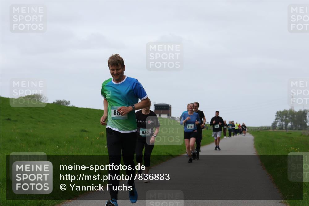 04.05.2025 - 8. Wedeler Halbmarathon Yannick Fuchs http://msf.ph/oto/7836883 04.05.2025 11:24:14 Laufen 88, 930, 8165 meine-sportfotos.de