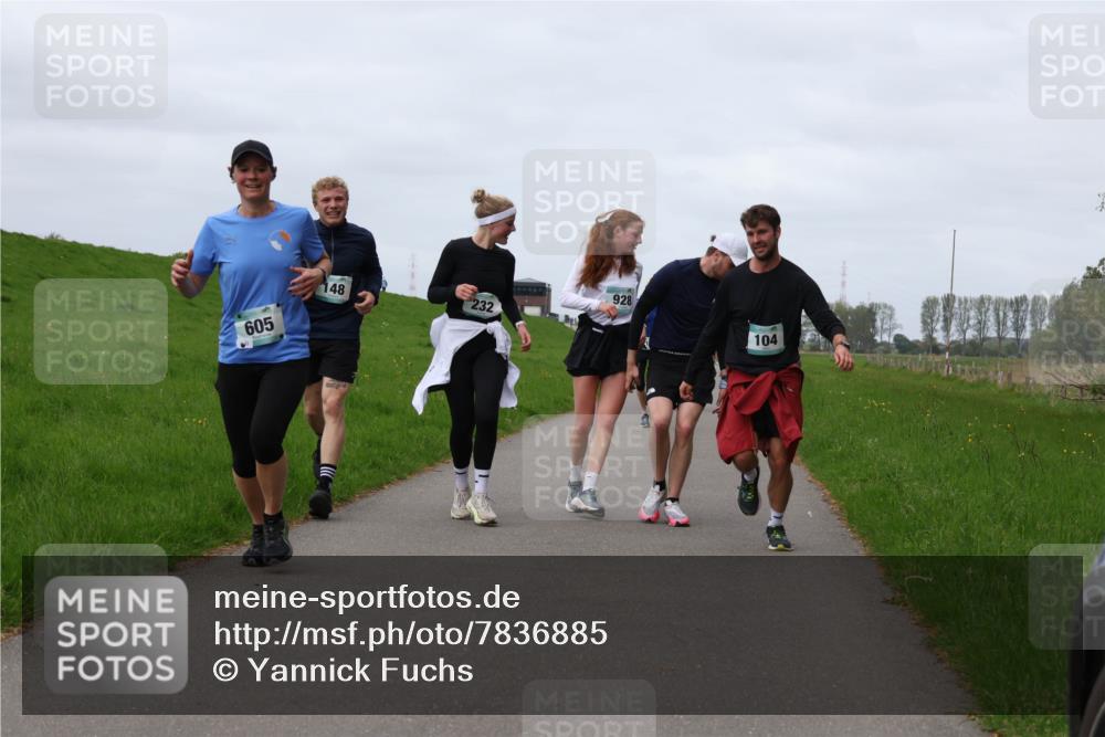 04.05.2025 - 8. Wedeler Halbmarathon Yannick Fuchs http://msf.ph/oto/7836885 04.05.2025 11:45:48 Laufen 148, 232, 605, 928, 104 meine-sportfotos.de
