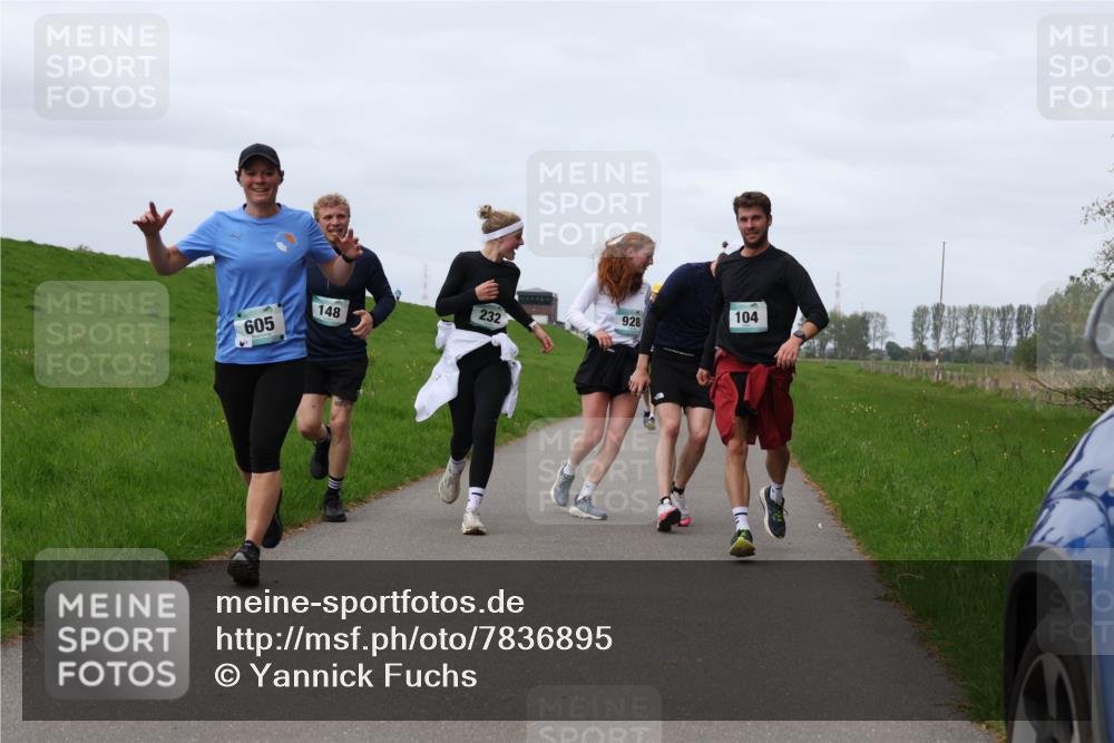 04.05.2025 - 8. Wedeler Halbmarathon Yannick Fuchs http://msf.ph/oto/7836895 04.05.2025 11:45:48 Laufen 104, 148, 232, 928, 605 meine-sportfotos.de