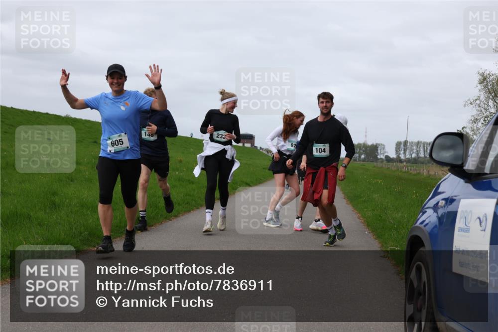 04.05.2025 - 8. Wedeler Halbmarathon Yannick Fuchs http://msf.ph/oto/7836911 04.05.2025 11:45:49 Laufen 140, 232, 605, 92, 104 meine-sportfotos.de