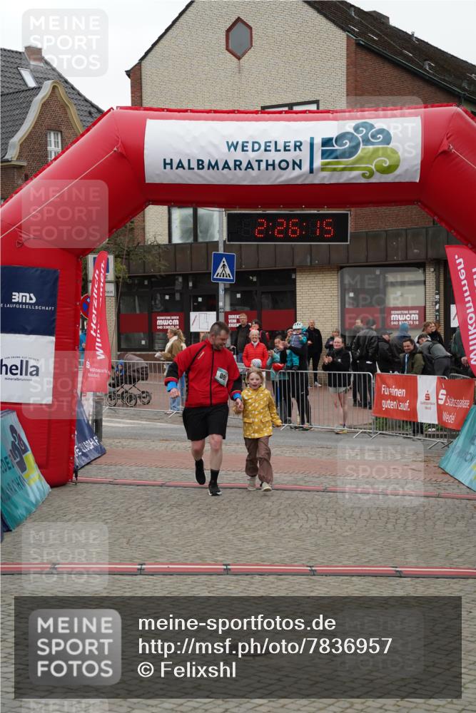 04.05.2025 - 8. Wedeler Halbmarathon Felixshl http://msf.ph/oto/7836957 04.05.2025 12:26:13 Ziel 891 meine-sportfotos.de