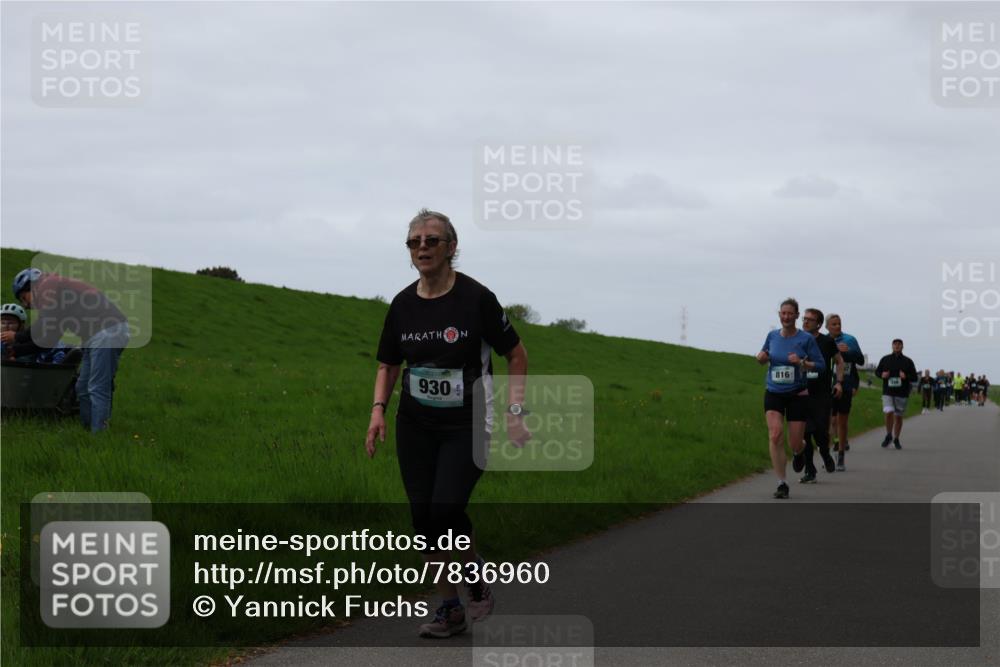 04.05.2025 - 8. Wedeler Halbmarathon Yannick Fuchs http://msf.ph/oto/7836960 04.05.2025 11:24:17 Laufen 930, 816 meine-sportfotos.de