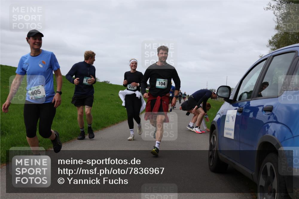 04.05.2025 - 8. Wedeler Halbmarathon Yannick Fuchs http://msf.ph/oto/7836967 04.05.2025 11:45:50 Laufen 605, 232, 104 meine-sportfotos.de