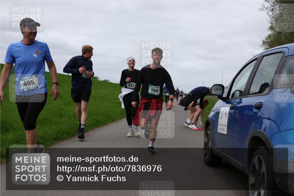 04.05.2025 - 8. Wedeler Halbmarathon Yannick Fuchs http://msf.ph/oto/7836976 04.05.2025 11:45:50 Laufen 605, 232, 104 meine-sportfotos.de