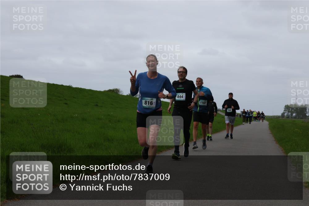 04.05.2025 - 8. Wedeler Halbmarathon Yannick Fuchs http://msf.ph/oto/7837009 04.05.2025 11:24:20 Laufen 816, 844, 1167, 346 meine-sportfotos.de