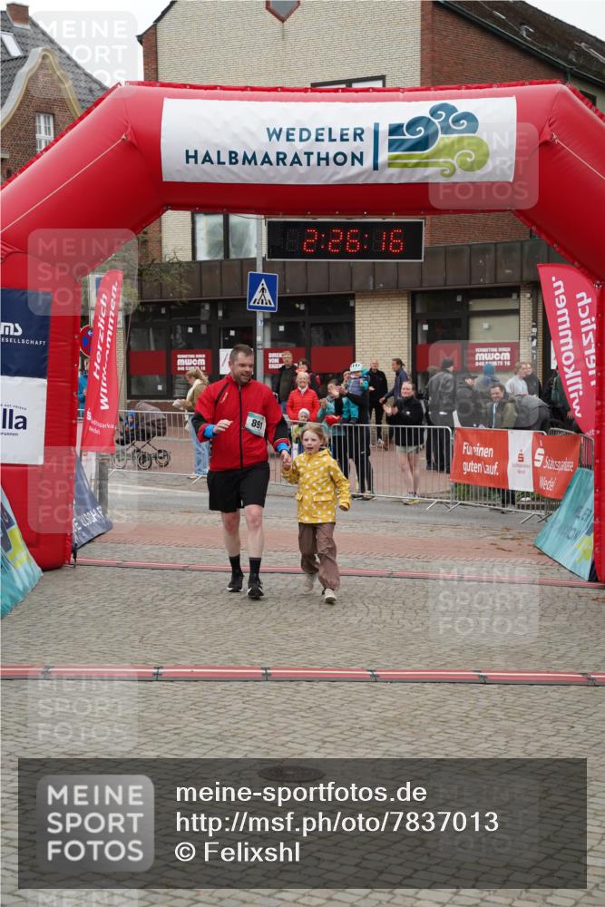04.05.2025 - 8. Wedeler Halbmarathon Felixshl http://msf.ph/oto/7837013 04.05.2025 12:26:14 Ziel 891 meine-sportfotos.de