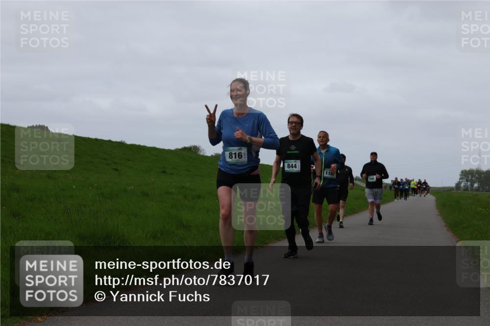 04.05.2025 - 8. Wedeler Halbmarathon Yannick Fuchs http://msf.ph/oto/7837017 04.05.2025 11:24:20 Laufen 816, 844, 1167, 346 meine-sportfotos.de