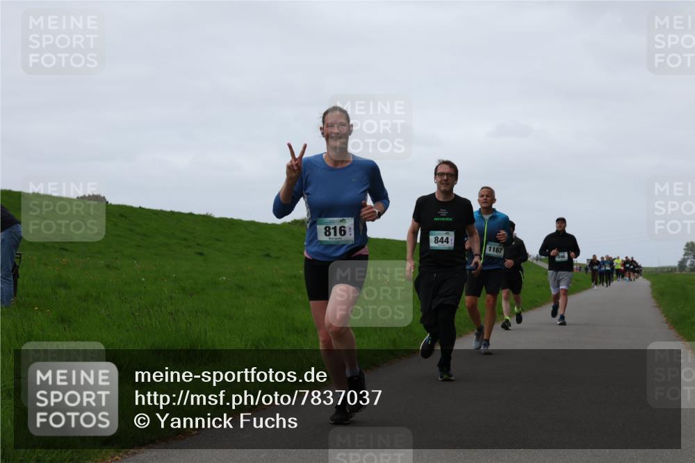 04.05.2025 - 8. Wedeler Halbmarathon Yannick Fuchs http://msf.ph/oto/7837037 04.05.2025 11:24:20 Laufen 816, 844, 1167 meine-sportfotos.de