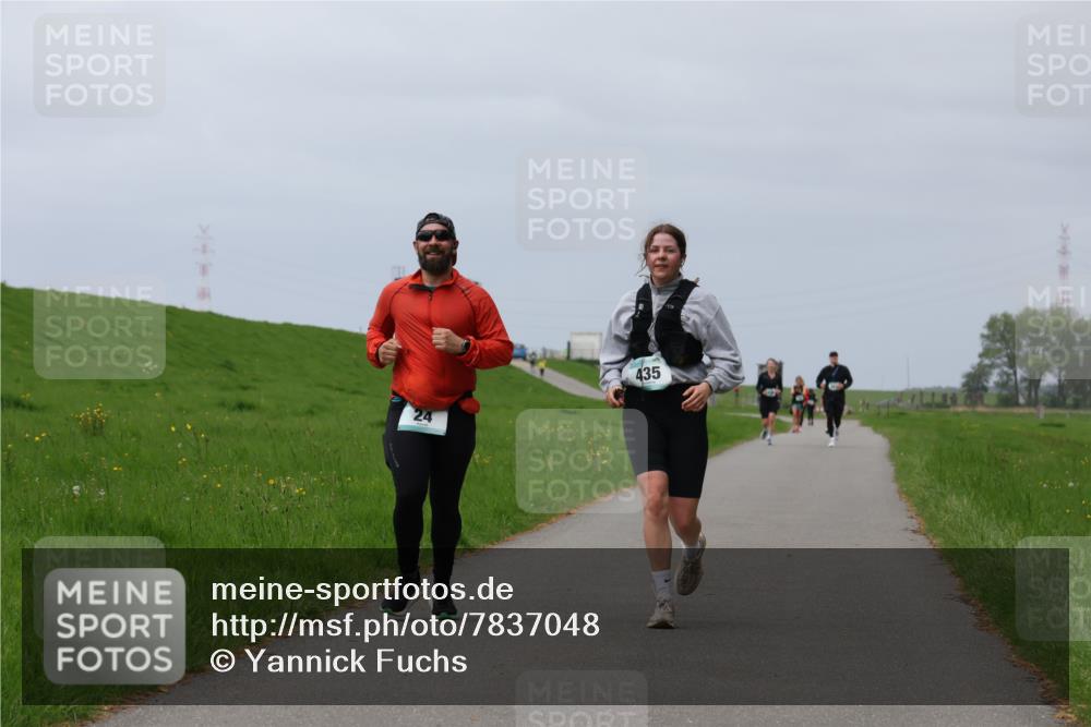04.05.2025 - 8. Wedeler Halbmarathon Yannick Fuchs http://msf.ph/oto/7837048 04.05.2025 12:00:09 Laufen 24, 435 meine-sportfotos.de