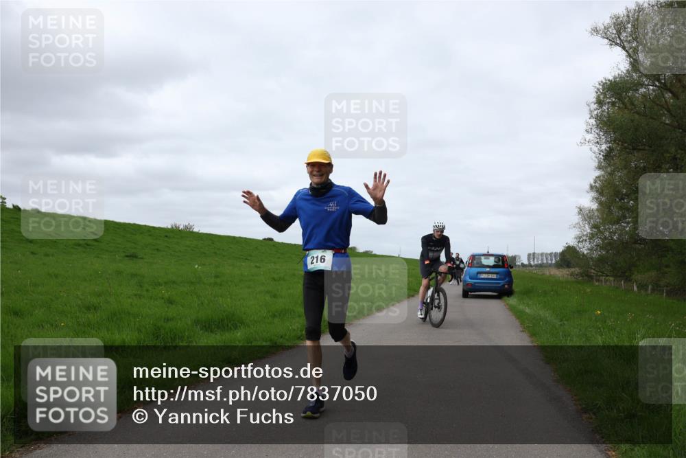 04.05.2025 - 8. Wedeler Halbmarathon Yannick Fuchs http://msf.ph/oto/7837050 04.05.2025 11:45:56 Laufen 216 meine-sportfotos.de