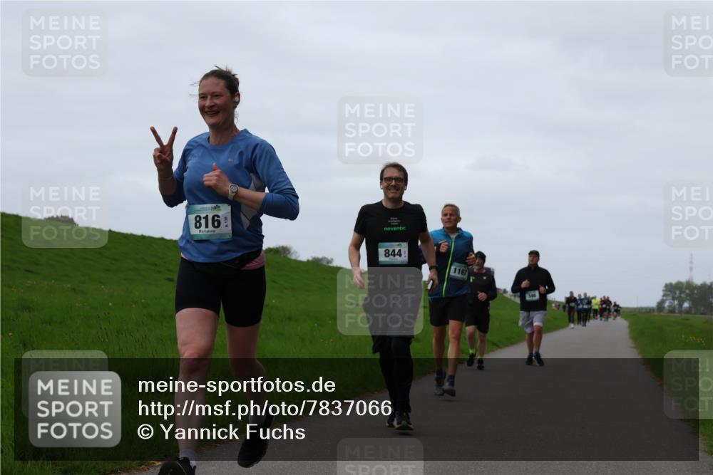 04.05.2025 - 8. Wedeler Halbmarathon Yannick Fuchs http://msf.ph/oto/7837066 04.05.2025 11:24:21 Laufen 816, 30, 844, 1167 meine-sportfotos.de