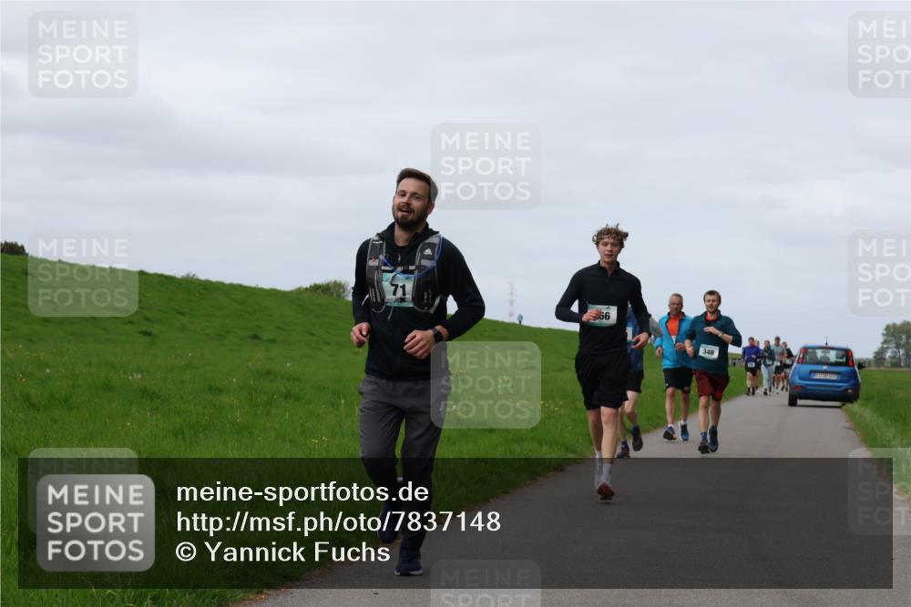 04.05.2025 - 8. Wedeler Halbmarathon Yannick Fuchs http://msf.ph/oto/7837148 04.05.2025 11:46:04 Laufen 71, 66, 348 meine-sportfotos.de