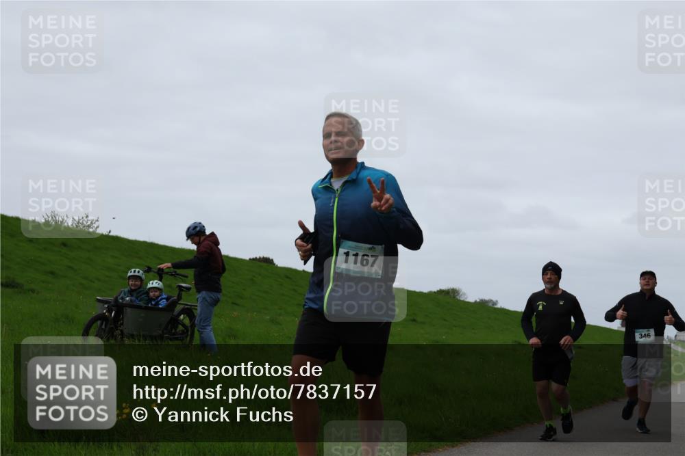 04.05.2025 - 8. Wedeler Halbmarathon Yannick Fuchs http://msf.ph/oto/7837157 04.05.2025 11:24:24 Laufen 1167, 346 meine-sportfotos.de