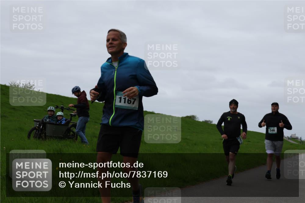 04.05.2025 - 8. Wedeler Halbmarathon Yannick Fuchs http://msf.ph/oto/7837169 04.05.2025 11:24:24 Laufen 1167, 346 meine-sportfotos.de