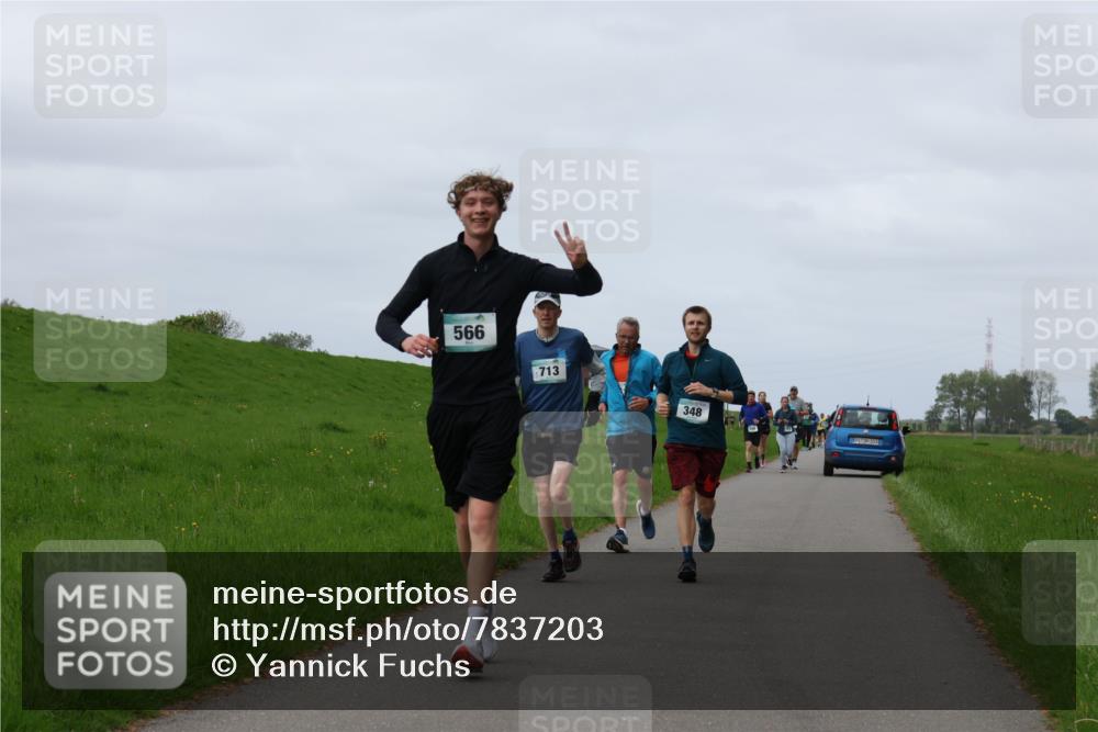 04.05.2025 - 8. Wedeler Halbmarathon Yannick Fuchs http://msf.ph/oto/7837203 04.05.2025 11:46:05 Laufen 566, 713, 348 meine-sportfotos.de