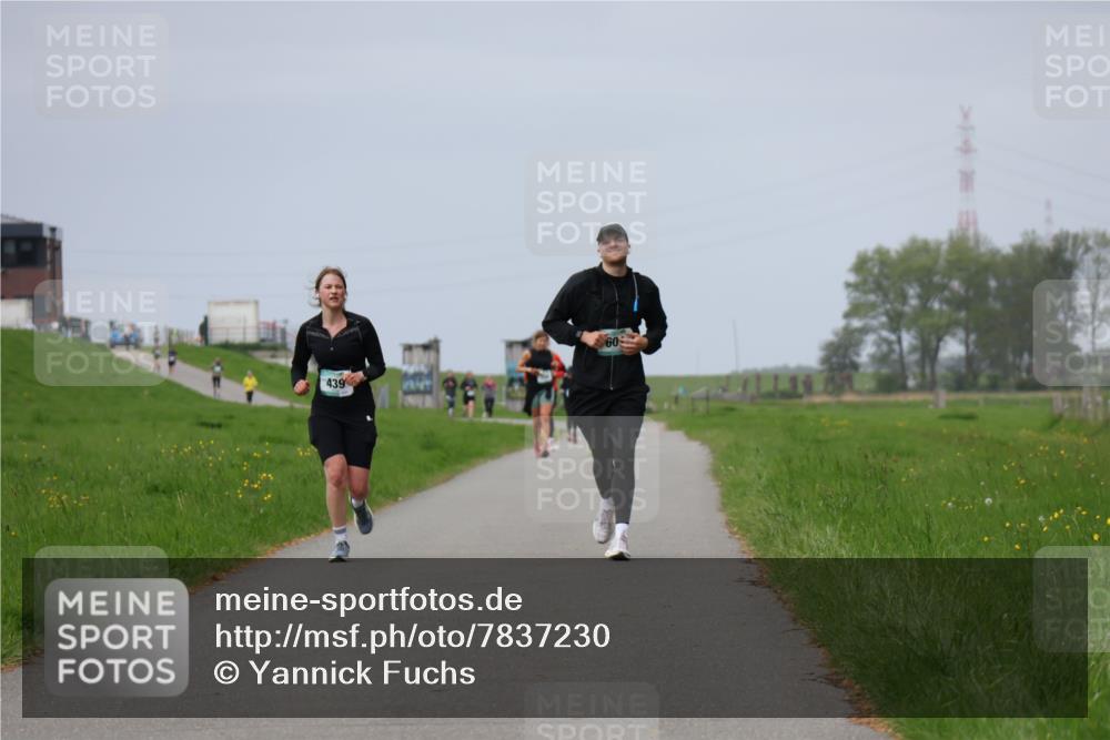 04.05.2025 - 8. Wedeler Halbmarathon Yannick Fuchs http://msf.ph/oto/7837230 04.05.2025 12:00:27 Laufen 439, 60 meine-sportfotos.de