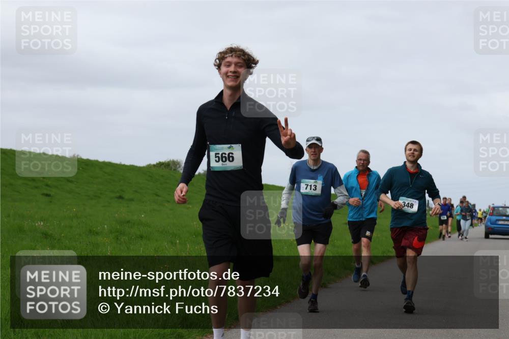 04.05.2025 - 8. Wedeler Halbmarathon Yannick Fuchs http://msf.ph/oto/7837234 04.05.2025 11:46:06 Laufen 566, 713, 348 meine-sportfotos.de