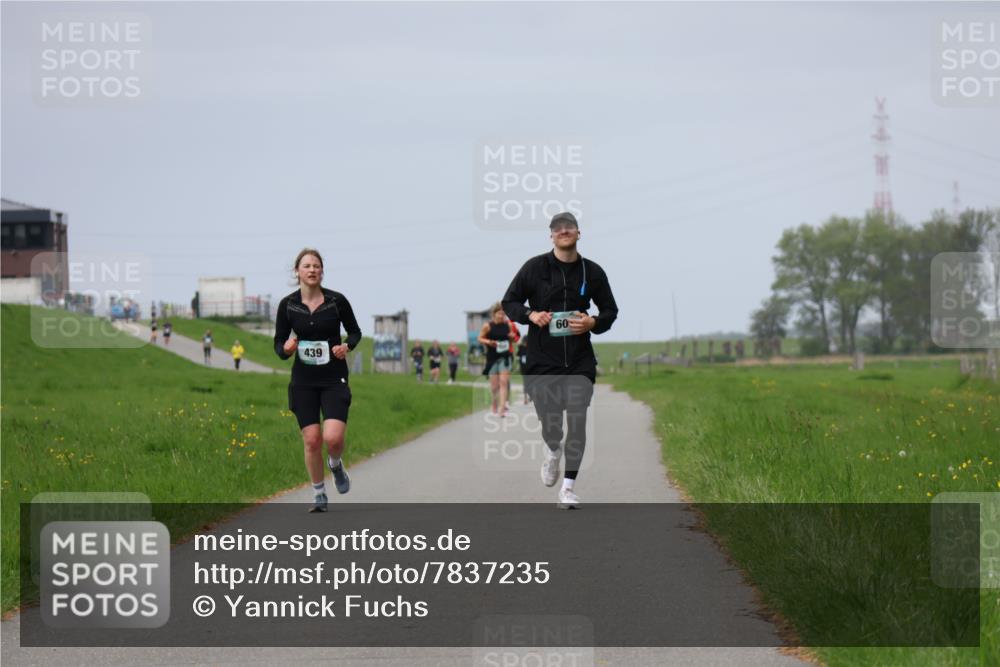 04.05.2025 - 8. Wedeler Halbmarathon Yannick Fuchs http://msf.ph/oto/7837235 04.05.2025 12:00:27 Laufen 439, 60 meine-sportfotos.de