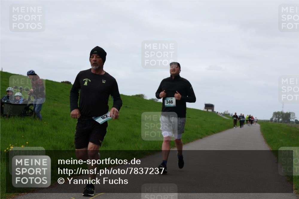 04.05.2025 - 8. Wedeler Halbmarathon Yannick Fuchs http://msf.ph/oto/7837237 04.05.2025 11:24:26 Laufen 82, 346 meine-sportfotos.de