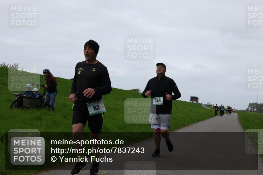 04.05.2025 - 8. Wedeler Halbmarathon Yannick Fuchs http://msf.ph/oto/7837243 04.05.2025 11:24:26 Laufen 82, 346 meine-sportfotos.de