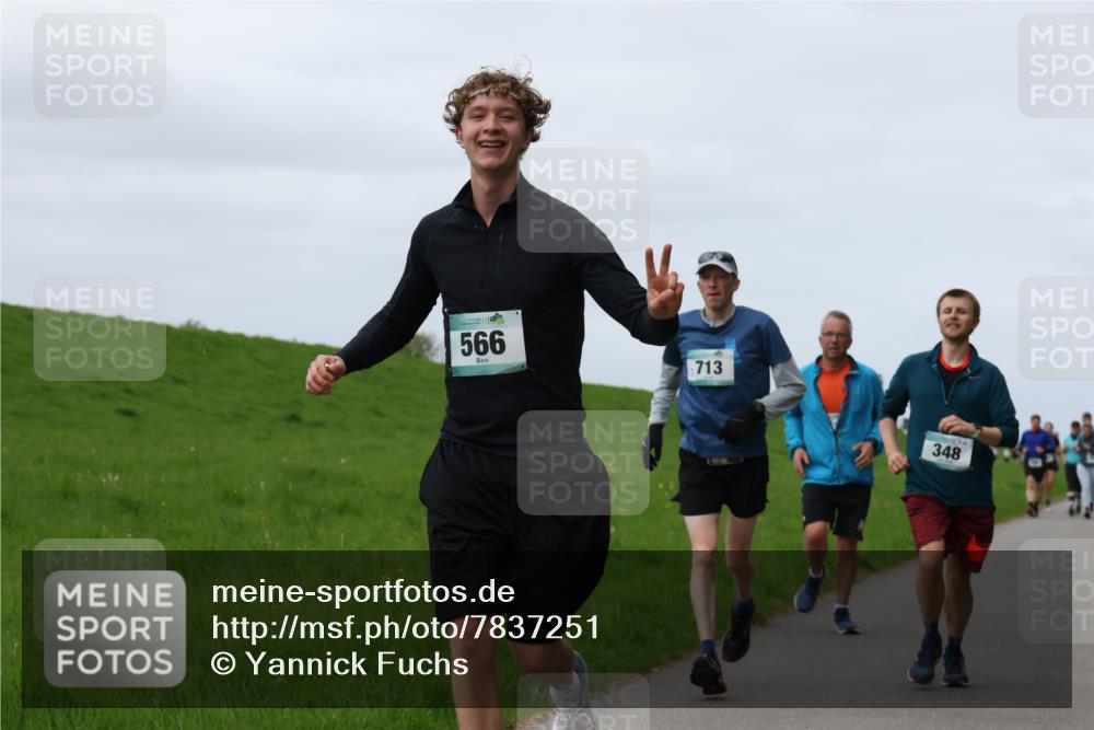 04.05.2025 - 8. Wedeler Halbmarathon Yannick Fuchs http://msf.ph/oto/7837251 04.05.2025 11:46:06 Laufen 566, 713, 348 meine-sportfotos.de