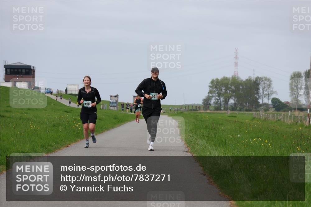 04.05.2025 - 8. Wedeler Halbmarathon Yannick Fuchs http://msf.ph/oto/7837271 04.05.2025 12:00:28 Laufen 439, 601 meine-sportfotos.de