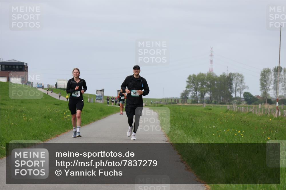 04.05.2025 - 8. Wedeler Halbmarathon Yannick Fuchs http://msf.ph/oto/7837279 04.05.2025 12:00:28 Laufen 439, 601 meine-sportfotos.de