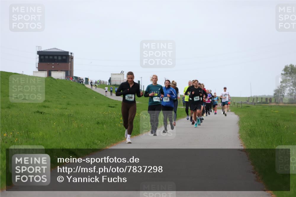 04.05.2025 - 8. Wedeler Halbmarathon Yannick Fuchs http://msf.ph/oto/7837298 04.05.2025 11:24:29 Laufen 799, 1073, 737, 755 meine-sportfotos.de